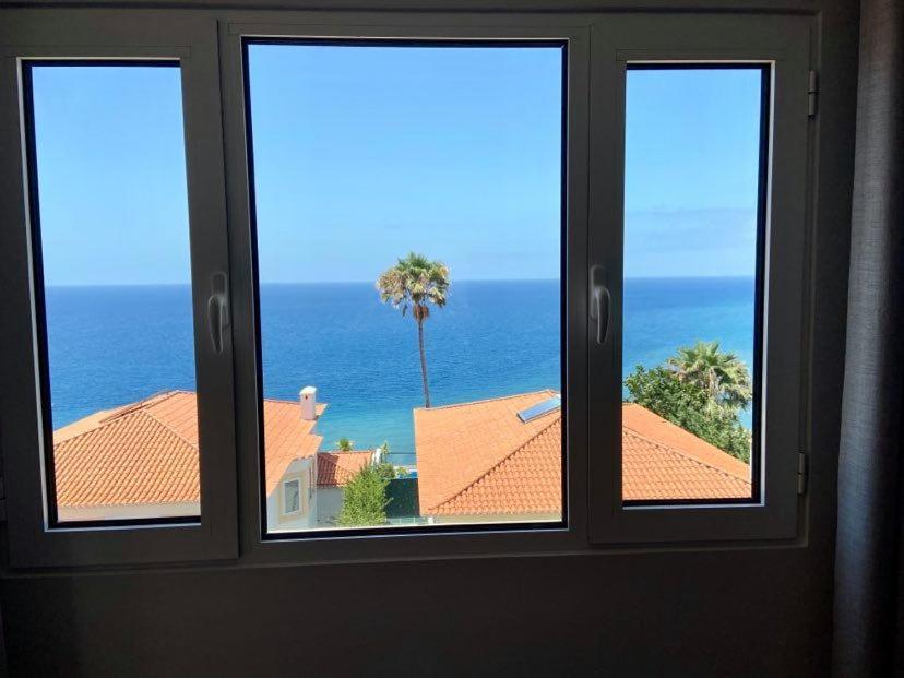 Ocean Cliffs Apartments Funchal  Zewnętrze zdjęcie